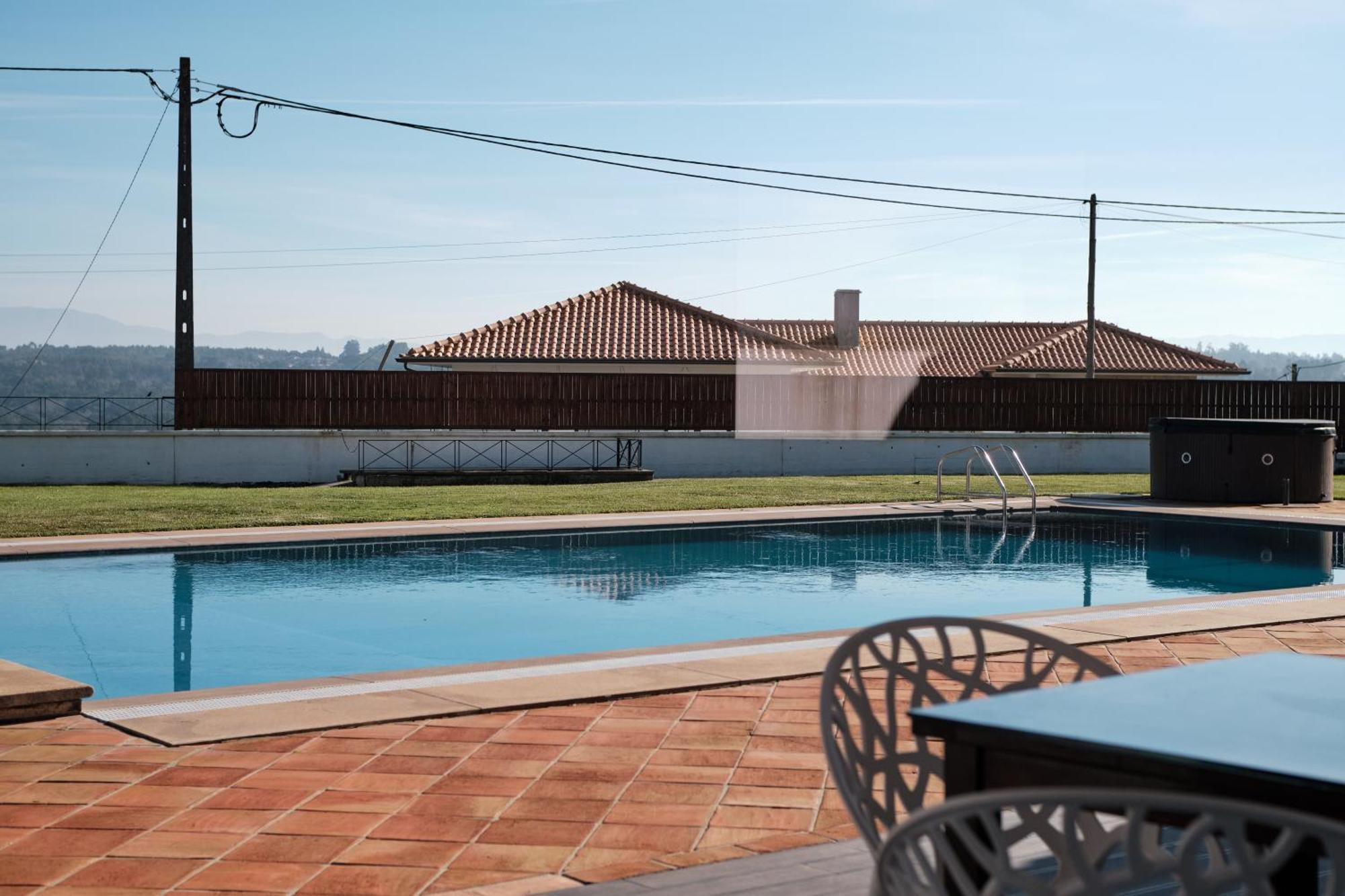 Апартаменты A Casa Branca Санта-Комба-Дан Экстерьер фото